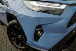 2025 Toyota RAV4 XSE