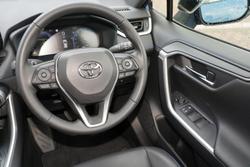 2025 Toyota RAV4 XSE
