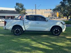 2021 Nissan Navara ST-X D23 MY21 4X4 Dual Range WHITE