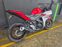 2015 Yamaha YZF-R3 ABS RED