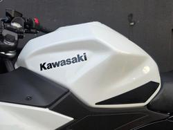 2026 Kawasaki NINJA 500 SE (LAMS) WHITE