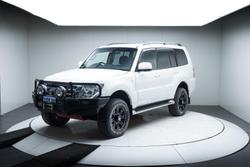 2017 Mitsubishi Pajero GLX