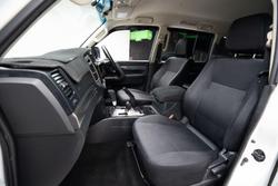 2017 Mitsubishi Pajero GLX
