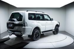 2017 Mitsubishi Pajero GLX