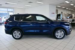 2024 Mitsubishi Outlander LS