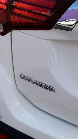 2019 Mitsubishi Outlander LS