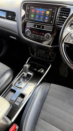 2019 Mitsubishi Outlander LS