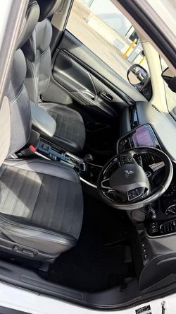2019 Mitsubishi Outlander LS