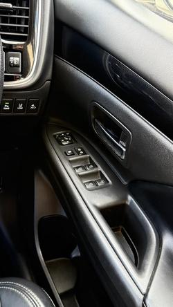 2019 Mitsubishi Outlander LS