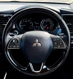 2019 Mitsubishi Outlander LS