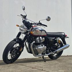2026 Royal Enfield Interceptor 650 Chrome 650 Twin