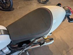 2018 Triumph Thruxton 1200 R Thruxton White
