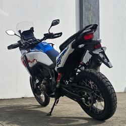 2024 Honda Africa Twin ES (CRF1100A3) Africa Twin White