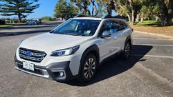 2025 Subaru Outback AWD Touring