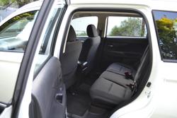 2019 Mitsubishi Outlander ES ZL MY20 White