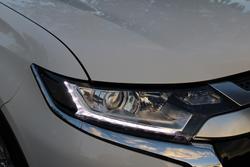 2019 Mitsubishi Outlander ES ZL MY20 White