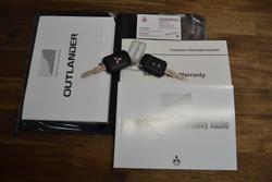 2019 Mitsubishi Outlander ES ZL MY20 White