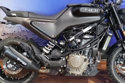 2022 Husqvarna SVARTPILEN 401 White