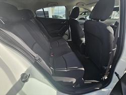 2014 Mazda 3 Neo