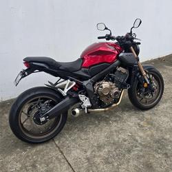 2023 Honda CB650R CB Red