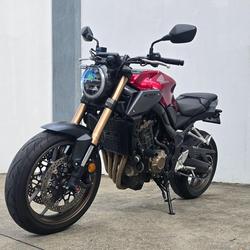 2023 Honda CB650R CB Red