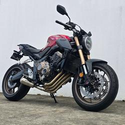 2023 Honda CB650R CB Red