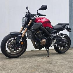 2023 Honda CB650R CB Red
