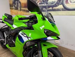 2025 Kawasaki NINJA ZX-6R (636) KRT EDITION GREEN