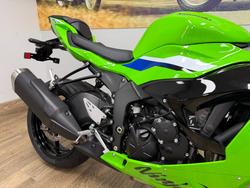 2025 Kawasaki NINJA ZX-6R (636) KRT EDITION GREEN