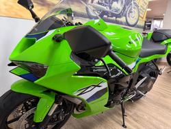 2025 Kawasaki NINJA ZX-6R (636) KRT EDITION GREEN