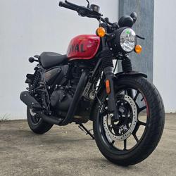 2022 Royal Enfield Hunter 350 Hunter Red