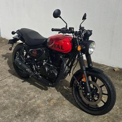 2022 Royal Enfield Hunter 350 Hunter Red