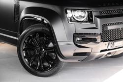 2025 Land Rover Defender 110 P635 OCTA Black
