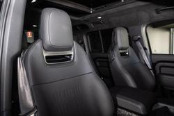 2025 Land Rover Defender 110 P635 OCTA Black