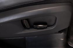 2025 Land Rover Defender 110 P635 OCTA Black