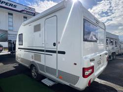 2021 Adria 402