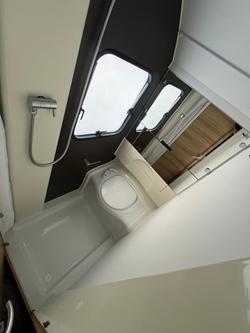 2021 Adria 402