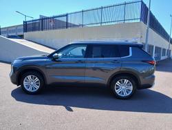 2024 Mitsubishi Outlander LS