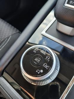 2024 Mitsubishi Outlander ES
