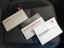2024 Mitsubishi Outlander ES