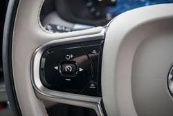 2021 Volvo XC60 B5 Inscription