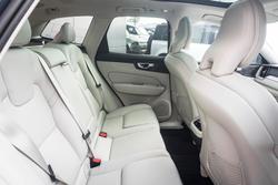 2021 Volvo XC60 B5 Inscription