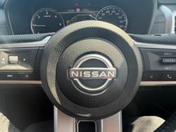2026 Nissan Navara ST-X