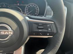 2026 Nissan Navara ST-X