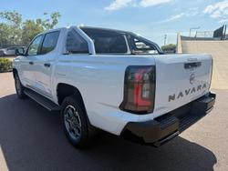 2026 Nissan Navara ST-X