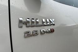 2020 Toyota Hilux SR
