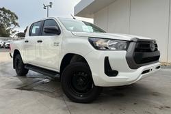 2020 Toyota Hilux SR