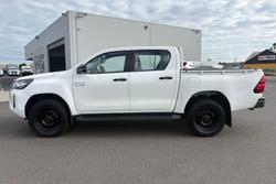 2020 Toyota Hilux SR