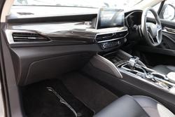 2022 LDV D90 Executive