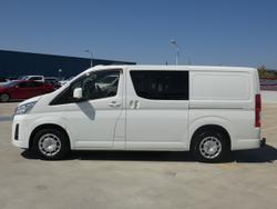 2022 Toyota Hiace LWB (5 Seats)